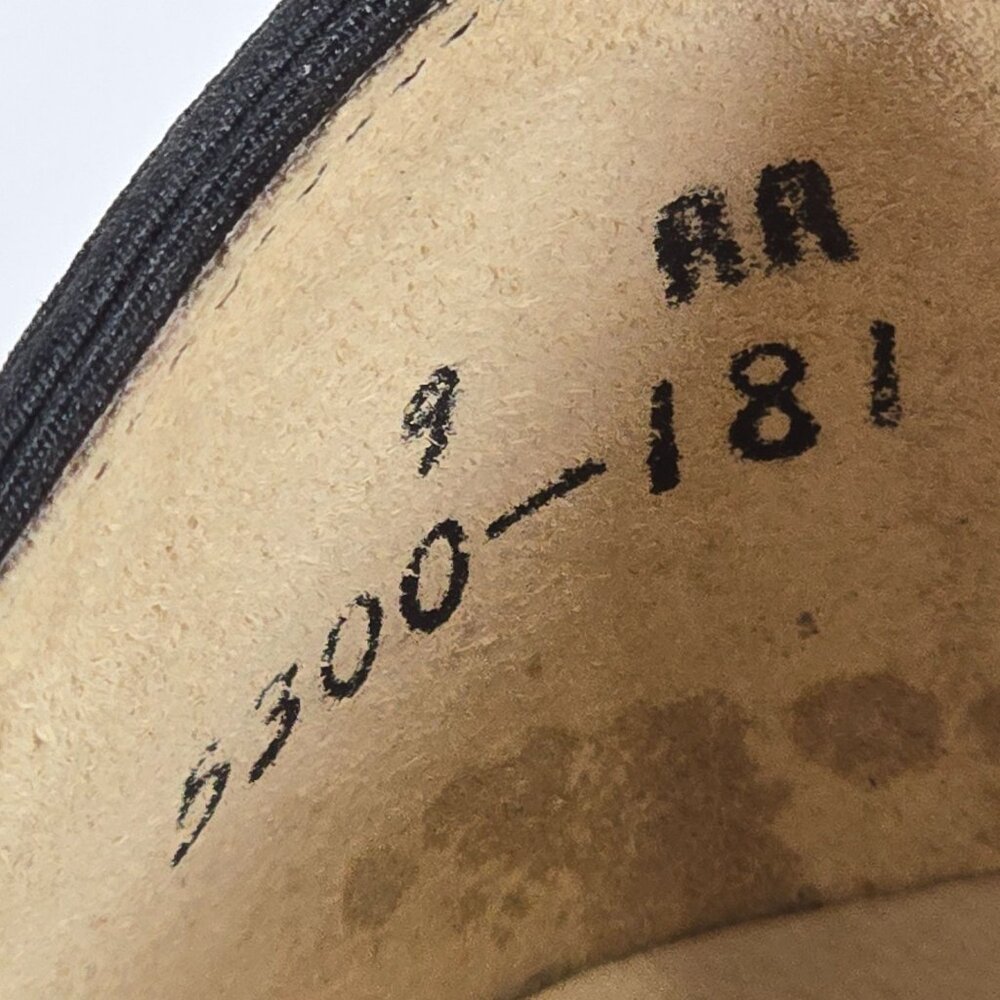 Vintage Johansen Black Leather 1.25" Kitten Heels Slip-On 9AA Made In USA - Picture 8 of 11